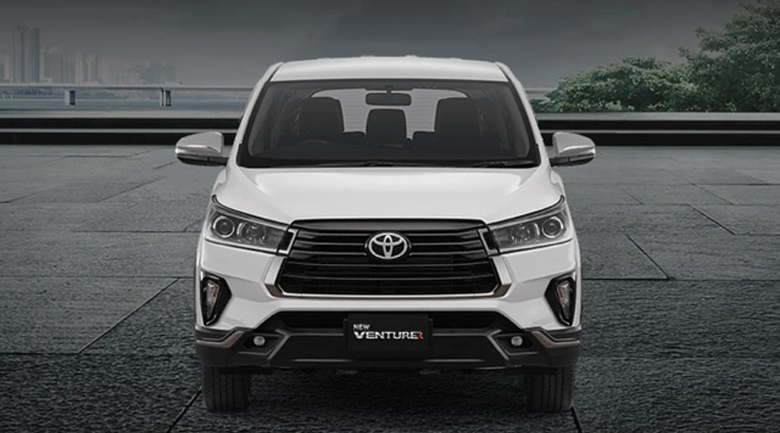 Đầu xe Toyota Innova Venturer