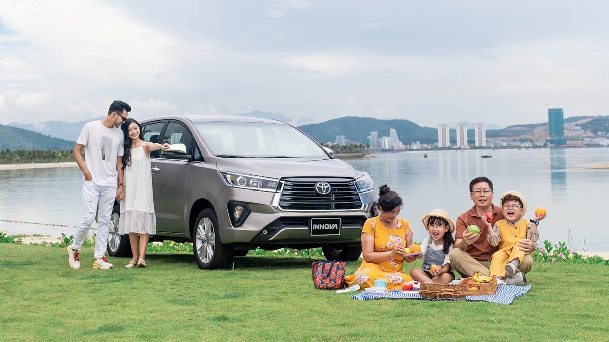 Mẫu xe Toyota Innova 2021 được một công ty bán ra mô hình 3D #48 Mẫu xe Toyota Innova 2021 được một công ty bán ra mô hình 3D