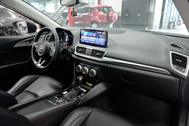 Mazda 3 Facelift 1.5AT 2018 - 9