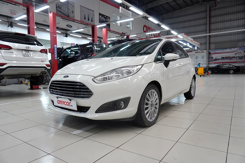 Ford Fiesta 1.5AT 2016 - 3