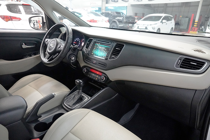 Kia Rondo GAT 2.0L 2019 - 13