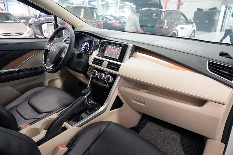 Mitsubishi Xpander 1.5AT 2019 - 12