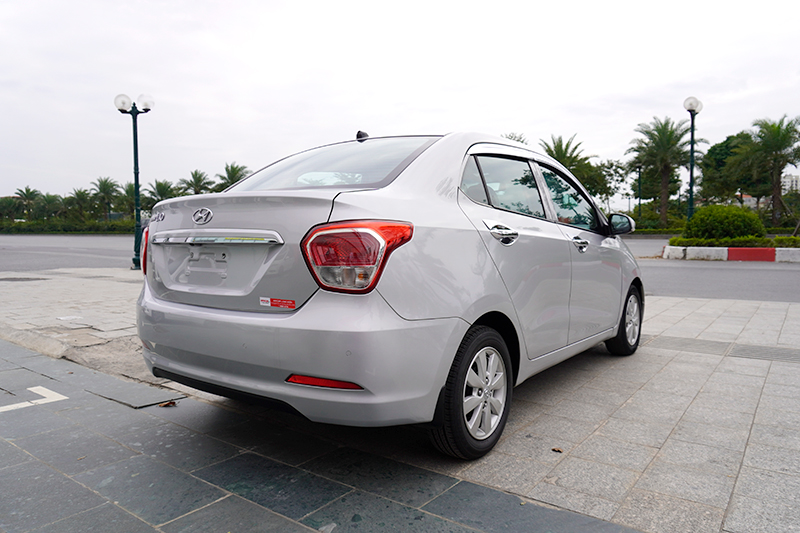 Hyundai i10 Sedan 1.2AT 2016 - 6