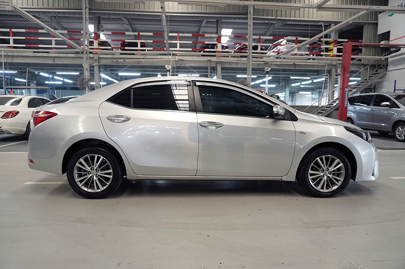 Toyota Altis 1.8AT 2014 - 4