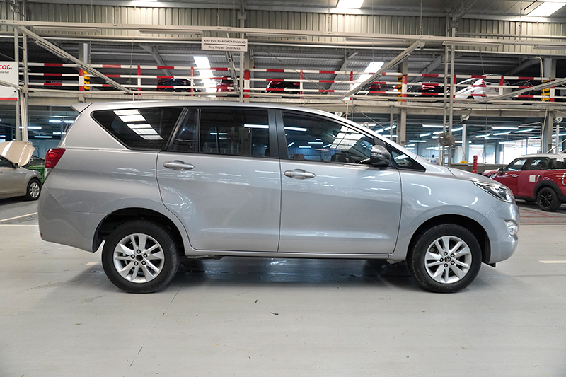 Toyota Innova E 2.0MT 2017 - 4