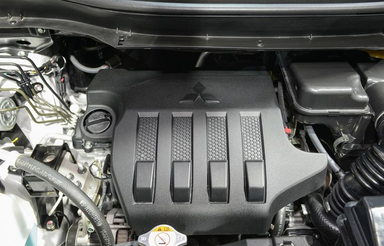 Động cơ sử dụng trên Mitsubishi Xpander là động cơ xăng, dung tích 1.5L