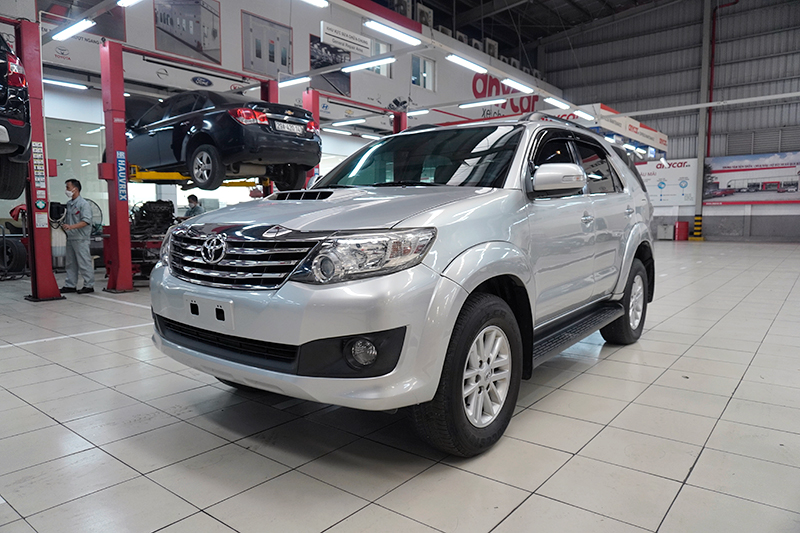 Toyota Fortuner 2.5MT 2014 - 3