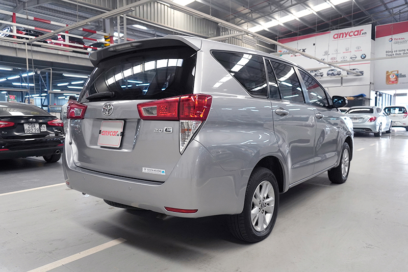 Toyota Innova E 2.0MT 2017 - 6