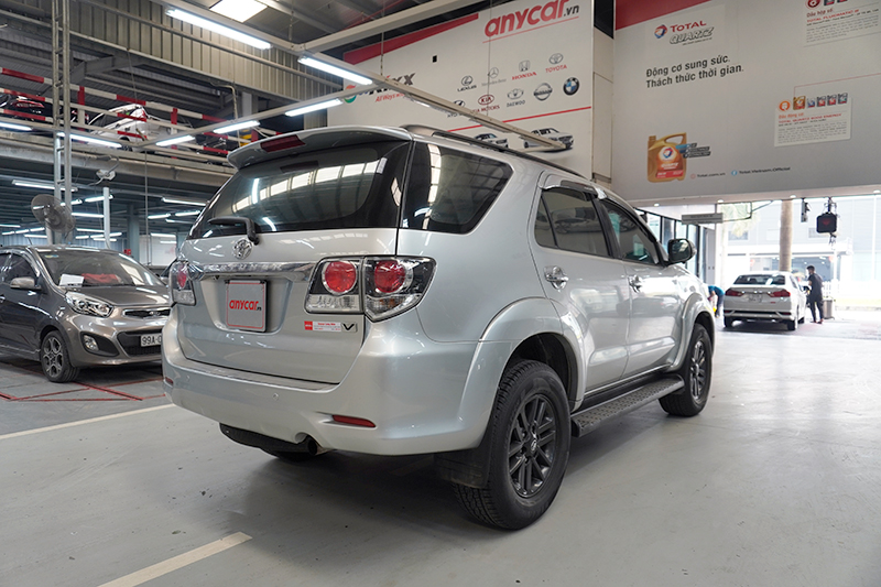 Toyota Fortuner V 4x2 2.7AT 2015 - 5