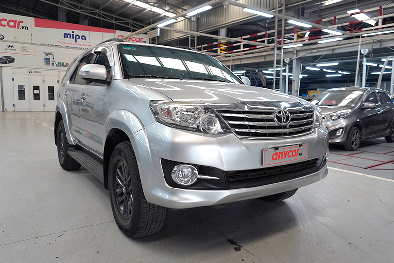 Toyota Fortuner V 4x2 2.7AT 2015 - 1