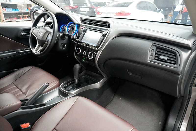 Honda City CVT 1.5AT 2015 - 13