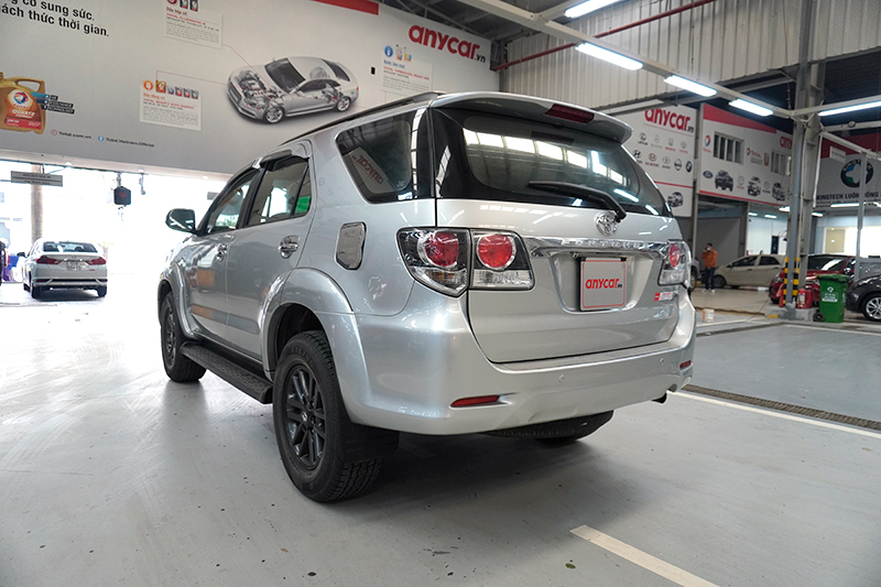 Toyota Fortuner V 4x2 2.7AT 2015 - 7