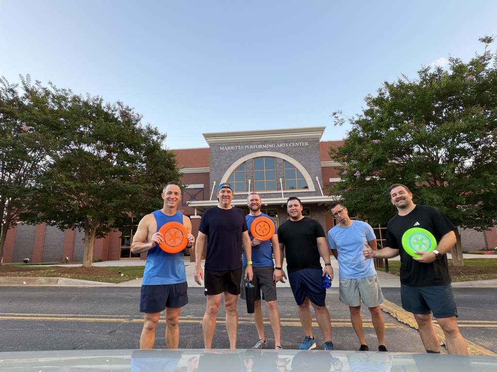 Ultimate frisbee + road to 40 beat down
