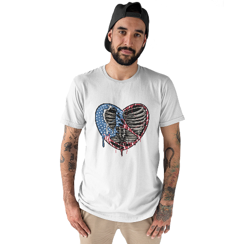 Футболка мужская a torn heart with the colors of the united states flag