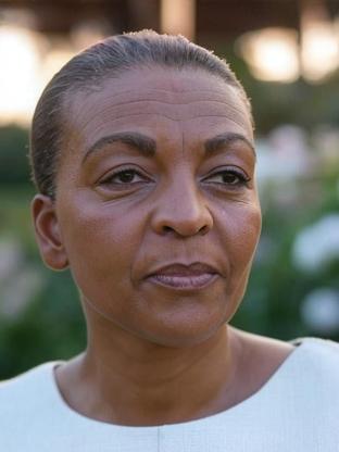 Adjoa Andoh — celebrity look-alike to Jasmine Guy