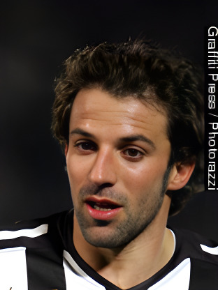 Alessandro Del Piero — celebrity look-alike to Travis Barker
