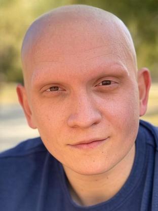 Anthony Carrigan — celebrity look-alike to Yuri Kolokolnikov