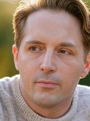 Beck Bennett — celebrity look-alike to Tim Heidecker