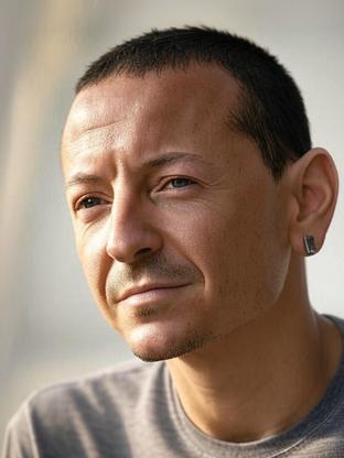 Chester Bennington — celebrity look-alike to Joshua Malina