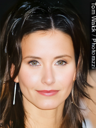 Courteney Cox — celebrity look-alike to Alison Brie