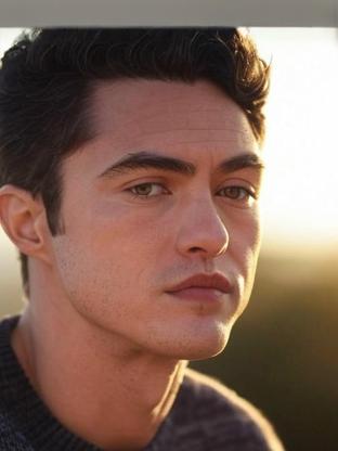 Darren Barnet — celebrity look-alike to Ed Westwick