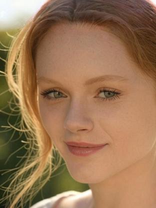 Emma Laird — celebrity look-alike to Mia Goth