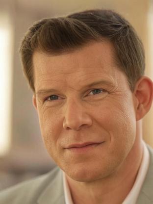 Eric Mabius — celebrity look-alike to Patrick Gibson