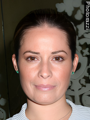 Holly Marie Combs — celebrity look-alike to Mary Lynn Rajskub