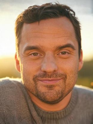Jake Johnson — celebrity look-alike to Travis Willingham