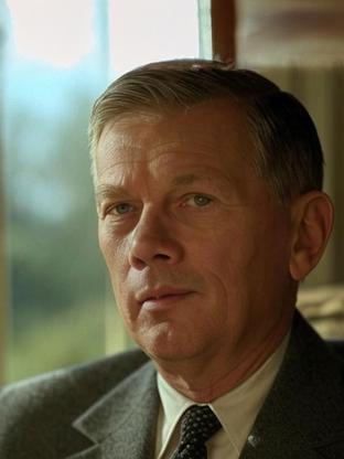 Joseph Cotten — celebrity look-alike to Michael York