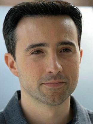 Josh Zuckerman — celebrity look-alike to Jonathan Baker