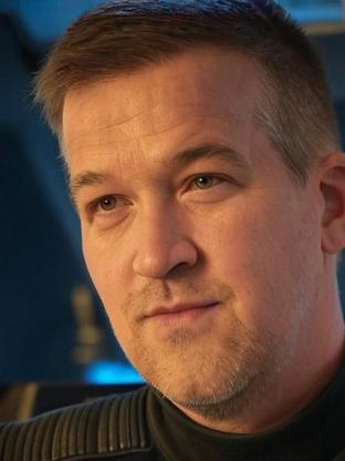 Kenneth Mitchell — celebrity look-alike to Colin Donnell