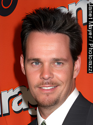 Kevin Dillon — celebrity look-alike to Jonathan Jackson