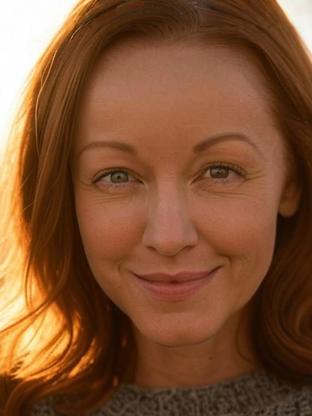 Lindy Booth — celebrity look-alike to Amy Yasbeck