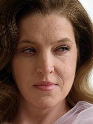 Lisa Marie Presley — celebrity look-alike to Sylvia Hoeks