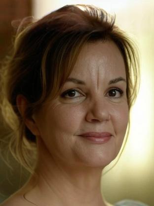 Margaret Colin — celebrity look-alike to Sally Field