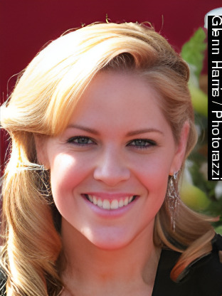 Mary McCormack — celebrity look-alike to Pascale Hutton