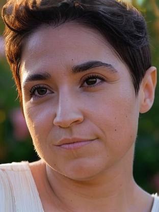 Melissa Navia — celebrity look-alike to Alexandra Hedison