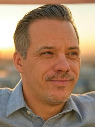 Michael Raymond-James — celebrity look-alike to Stephen Dorff