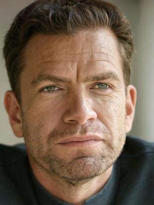 Nikolaj Lie Kaas — celebrity look-alike to Patrick Brammall