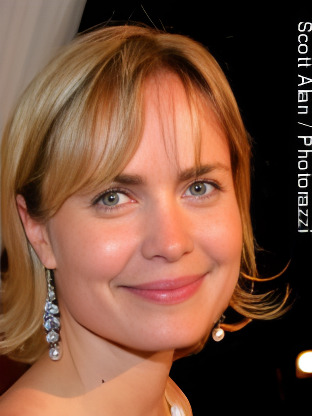 Radha Mitchell — celebrity look-alike to Mena Suvari