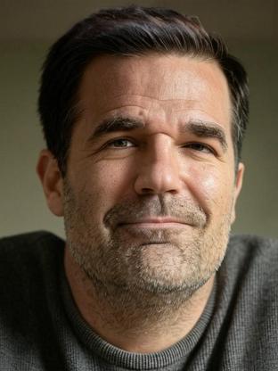 Rob Delaney — celebrity look-alike to Patrick Brammall