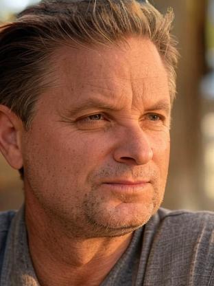 Shea Whigham — celebrity look-alike to Colin Firth