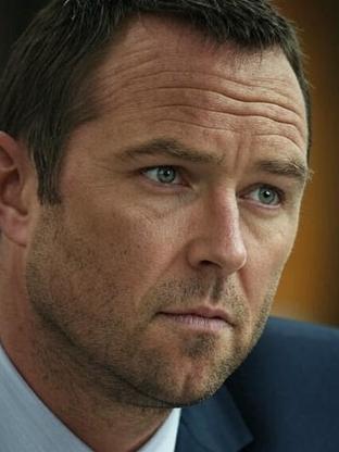 Sullivan Stapleton — celebrity look-alike to Joshua Leonard