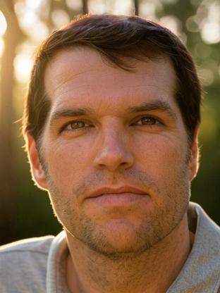 Timothy Simons — celebrity look-alike to Robert Maillet