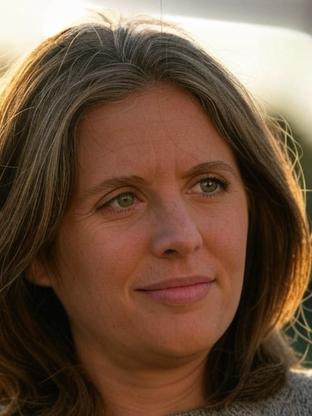 Tracy Nelson — celebrity look-alike to Sophie B. Hawkins