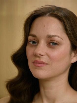 Person who looks like Robin Tunney