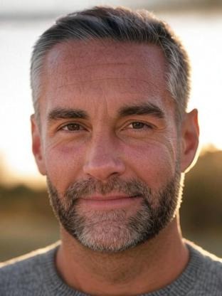 Person who looks like Adrian Pasdar