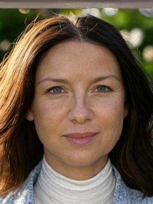 Person who looks like Jessica Raine