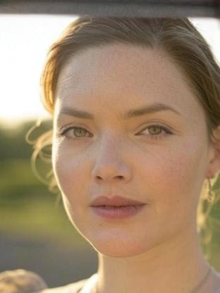 Person who looks like Virginia Kull